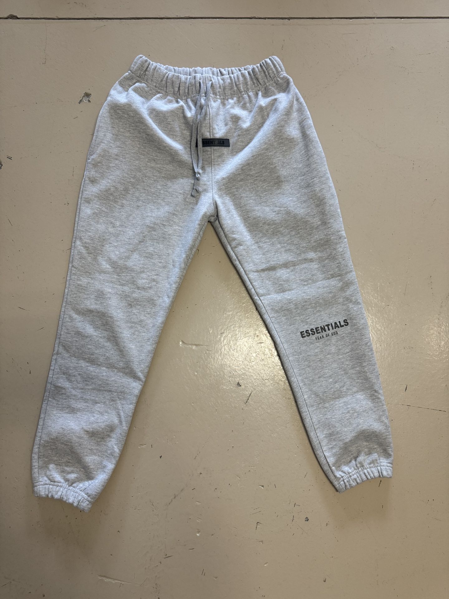 LIGHT OATMEAL ESSENTIAL SWEATPANTS 