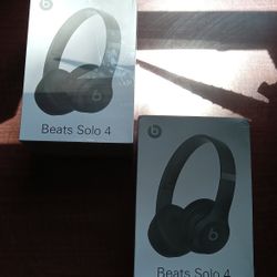 Beats Solo 4 (2x)