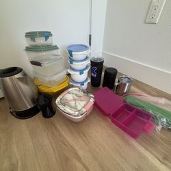 Tupperware And Other Kitchen Items