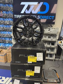 Set Of 4 20x9 Fuel D595 Sledge Gloss Black & Milled Wheels 6x135/6x5.5 (19mm)