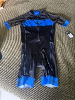 Zoot Tirathalon Suit - Men’s L - NEW