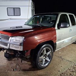 99 Chevy Silverado / 04 Front End 