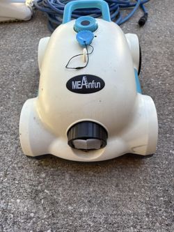 MeanFun MF-PC02-W Robotic Pool Vacuum - As Is / Untested