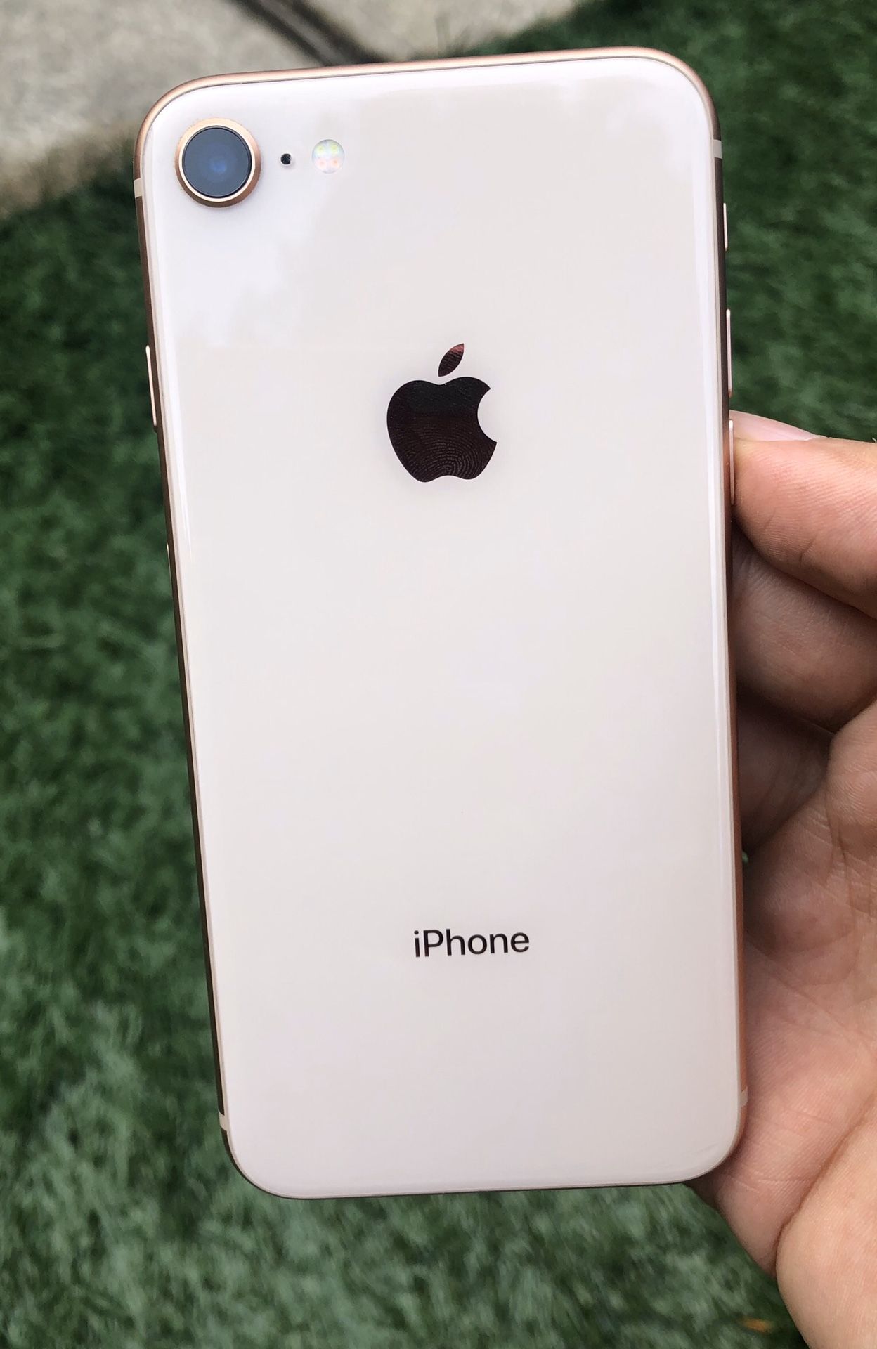 iPhone 8 64GB Factory Unlocked-Gold