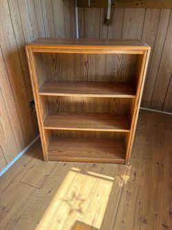 Kids room book shelve