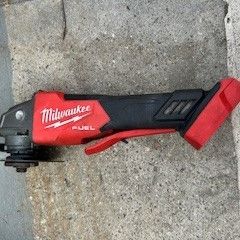 Milwaukee Grinder 