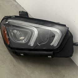 2020-2022 W167 GLE450 GLE350 MERCEDES BENZ HEADLIGHT LED NON ADAPTIVE ORIGINAL OEM RIGHT PASSENGER SIDE IN GREAT CONDITION