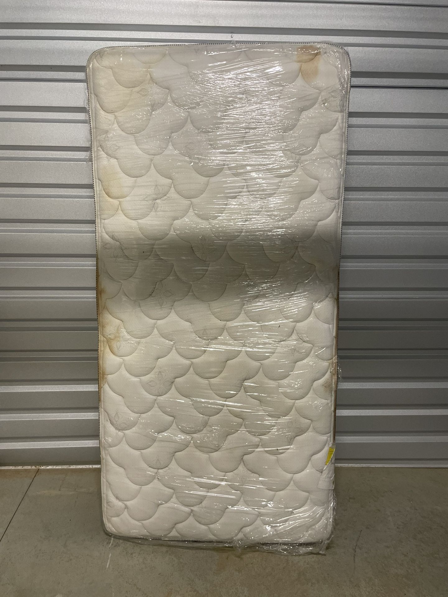 FREE! FREE! Mattress - Twin Size
