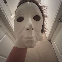 Unused michael myers mask
