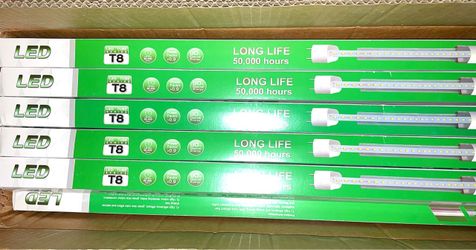 T8 LED tube light bulbs
