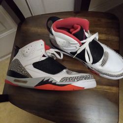 Jordan Lava Size 10