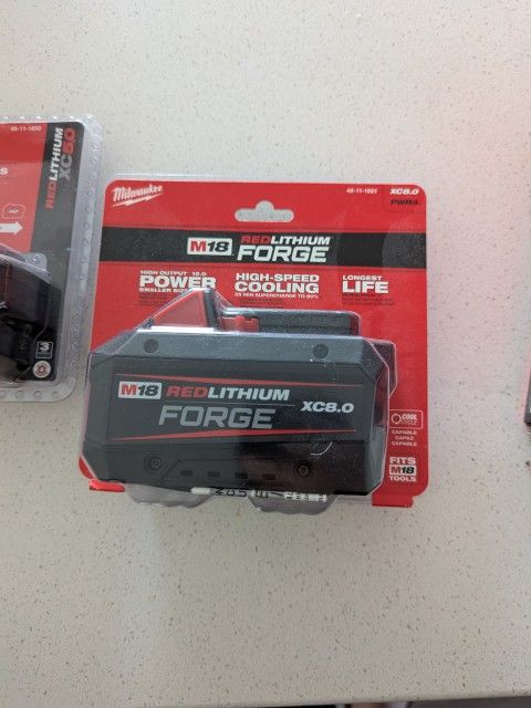Milwaukee M18 Forge XC8. 0