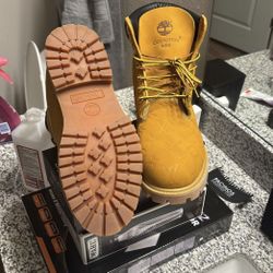 Louis Vuitton/Timberland