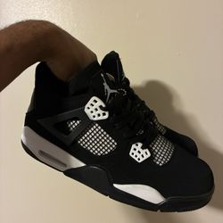Jordan 4 200$ Willing To Negotiation Size 10
