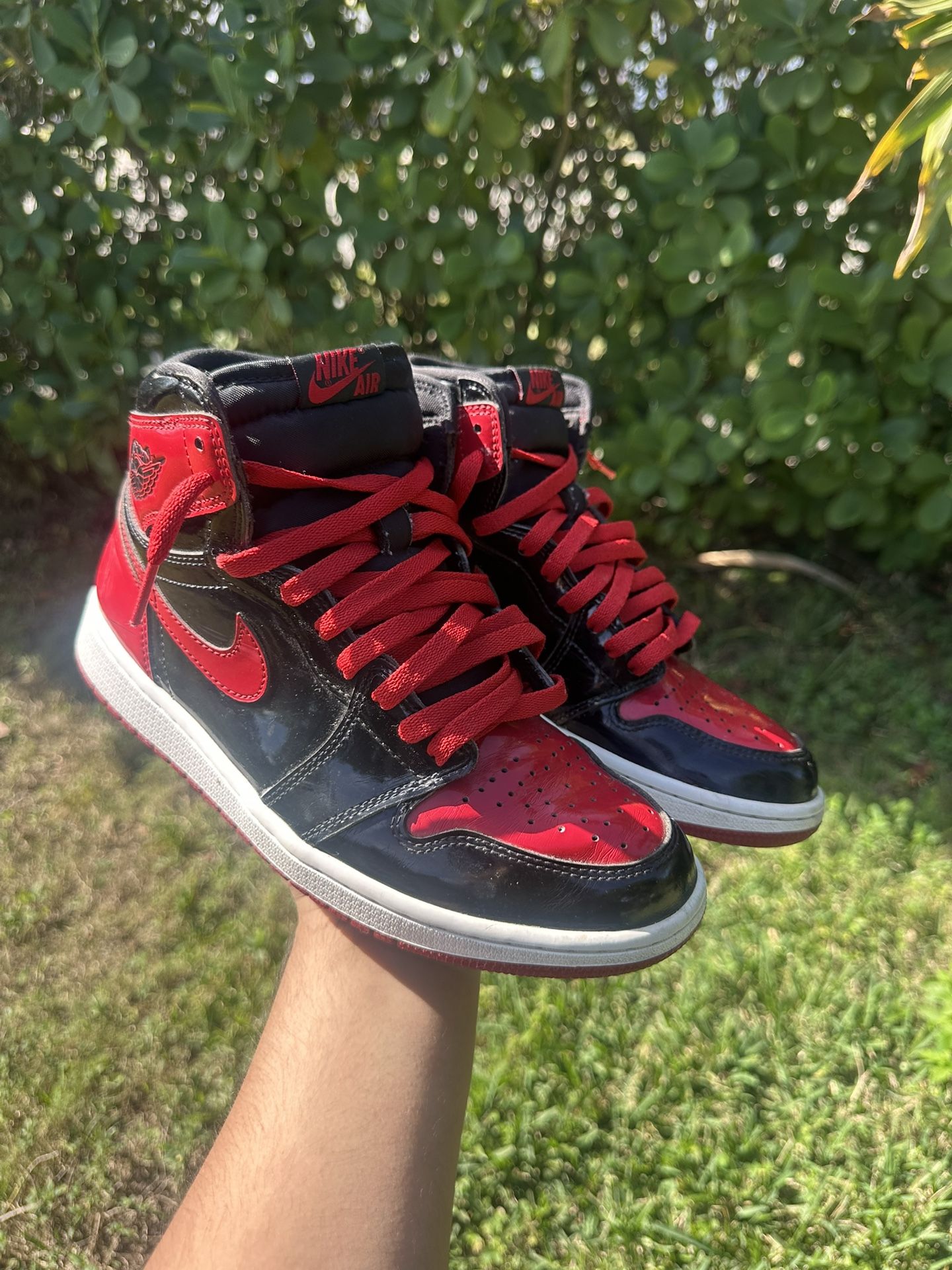 Air Jordan 1 Patten Bred