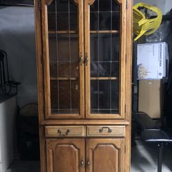 China Cabinet Hutch 