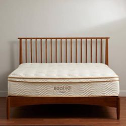King - Saatva, Classic, Luxury Firm Hybrid Mattress - Like New