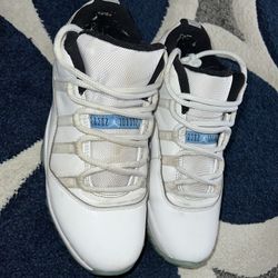 Jordan 11 Legend Blue