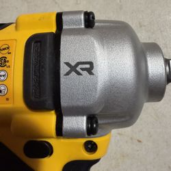 1/2. in. impact wrench dewalt xr