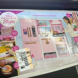 Disney Princess Toy Kitchen