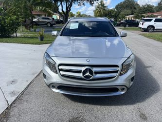 2015 Mercedes-Benz GLA 250