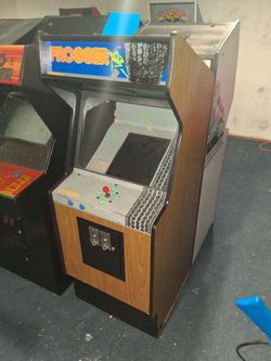 Arcade Frogger 80s 🐸