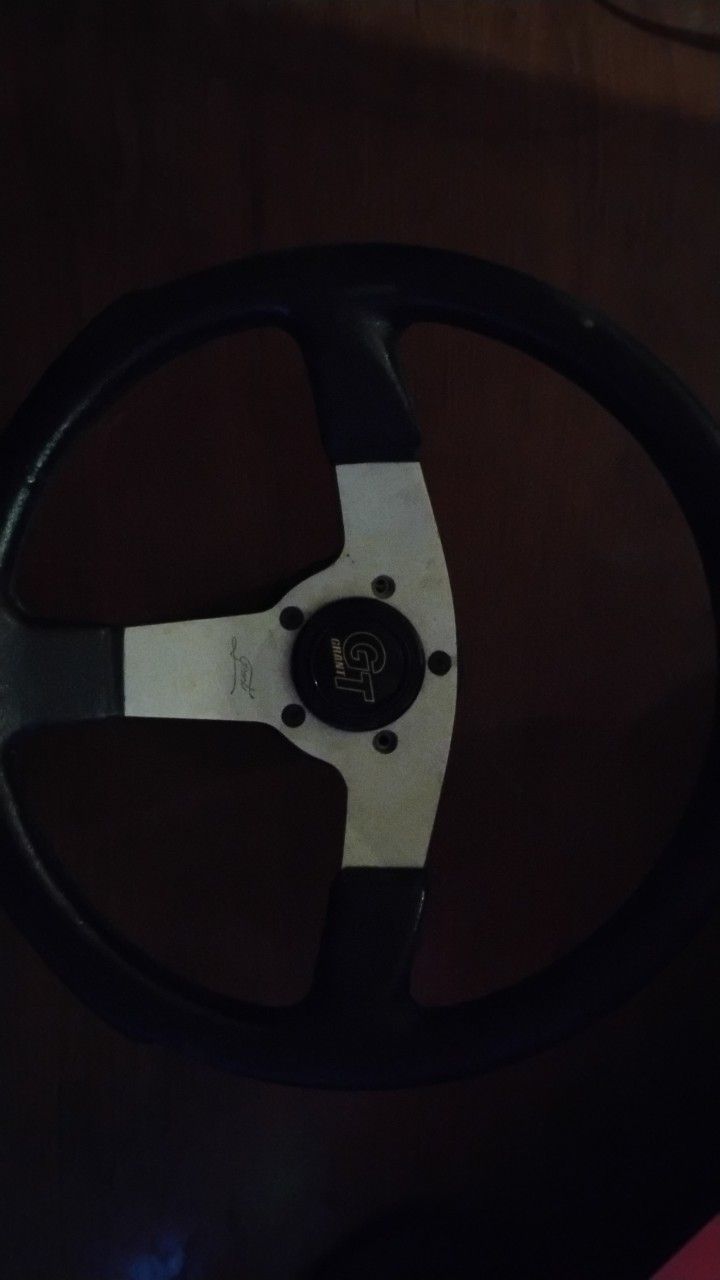 Gt Grant Steering Wheel 