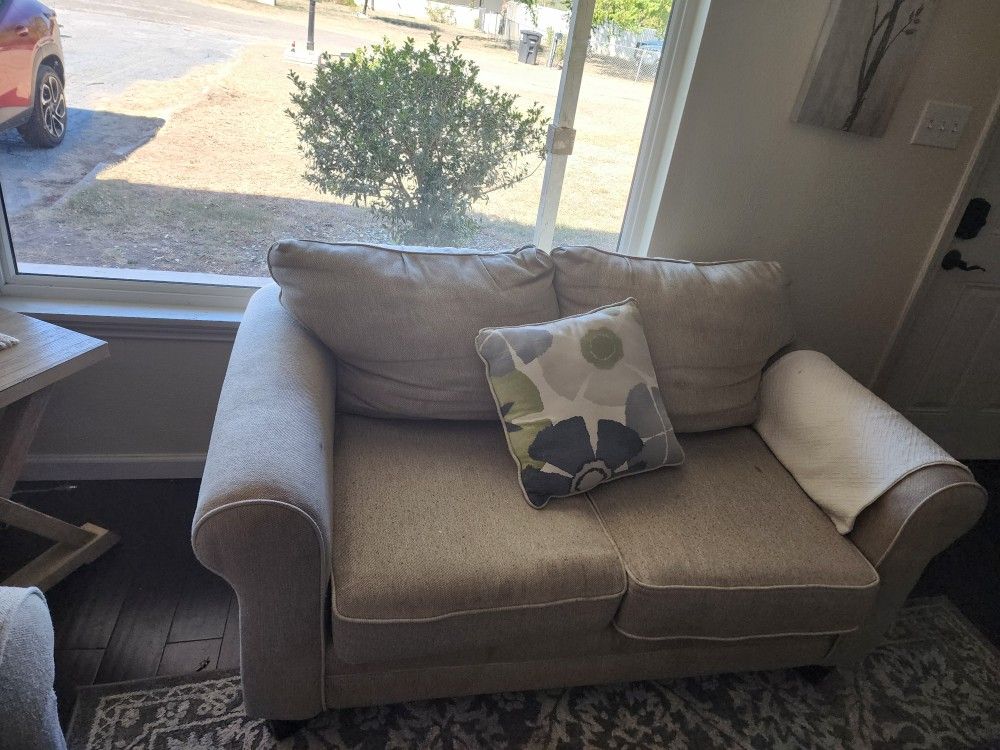 Living Room LoveSeat And End Tables