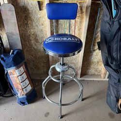 Kobalt garage shop stool