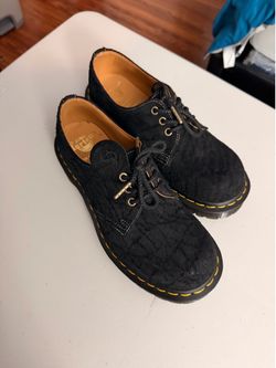 Dr. Martens 1461 Black Textured Leather Shoes – Size 6