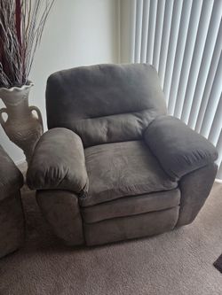 Recliner sofa