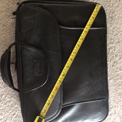 Case Logic Laptop Case $20
