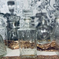 Vintage Square-Cut Glass Decanter — Retro Bar Cart Essential