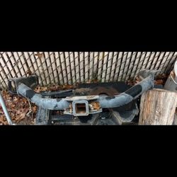 Tow Hitch Oem 1(contact info removed) Chevy / GMC
