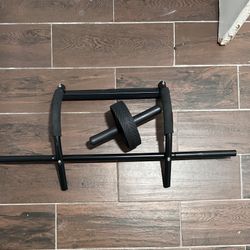 Pull Up Bar And Ab Roller