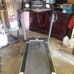 Maxkare Treadmill 