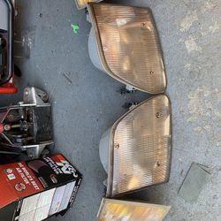 Headlight For Ford Expedition  2001