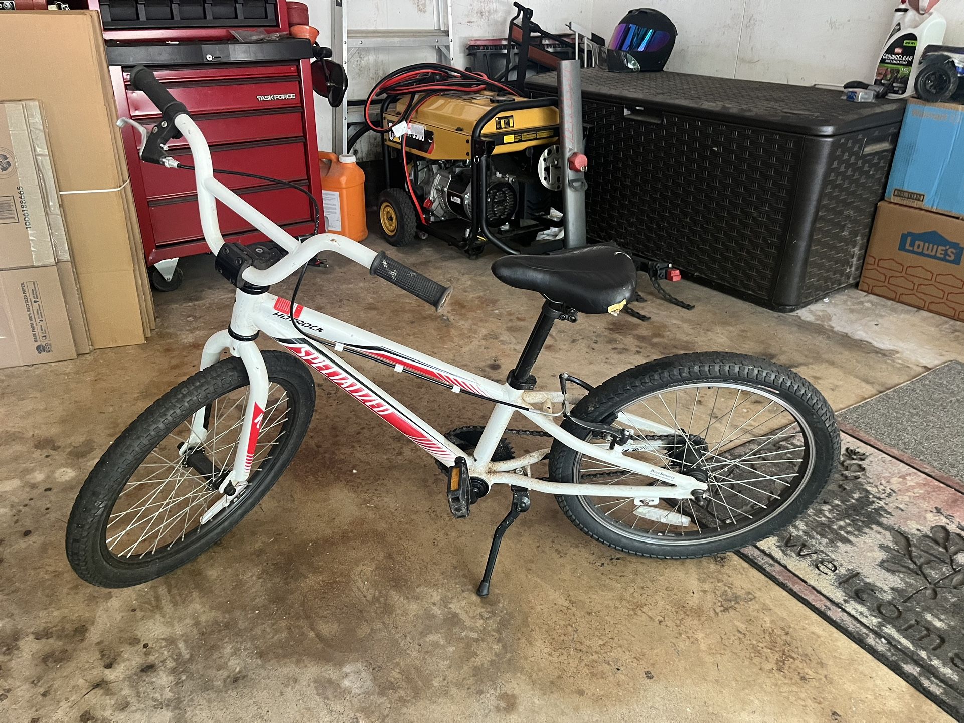 Specialized Hotrock Kids Bike