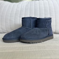 Uggs Boots Size 6 Women 