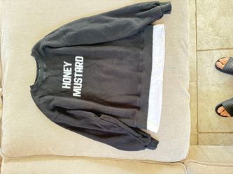 Women's Honey Mustard Sweatshirt Size L