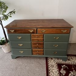 12 Drawer Dresser 