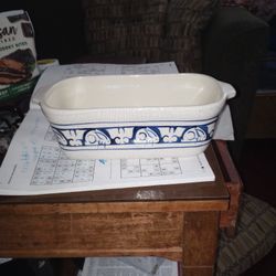 Dedham Pottery Loaf Pan With The Bunny Rabbit Design 