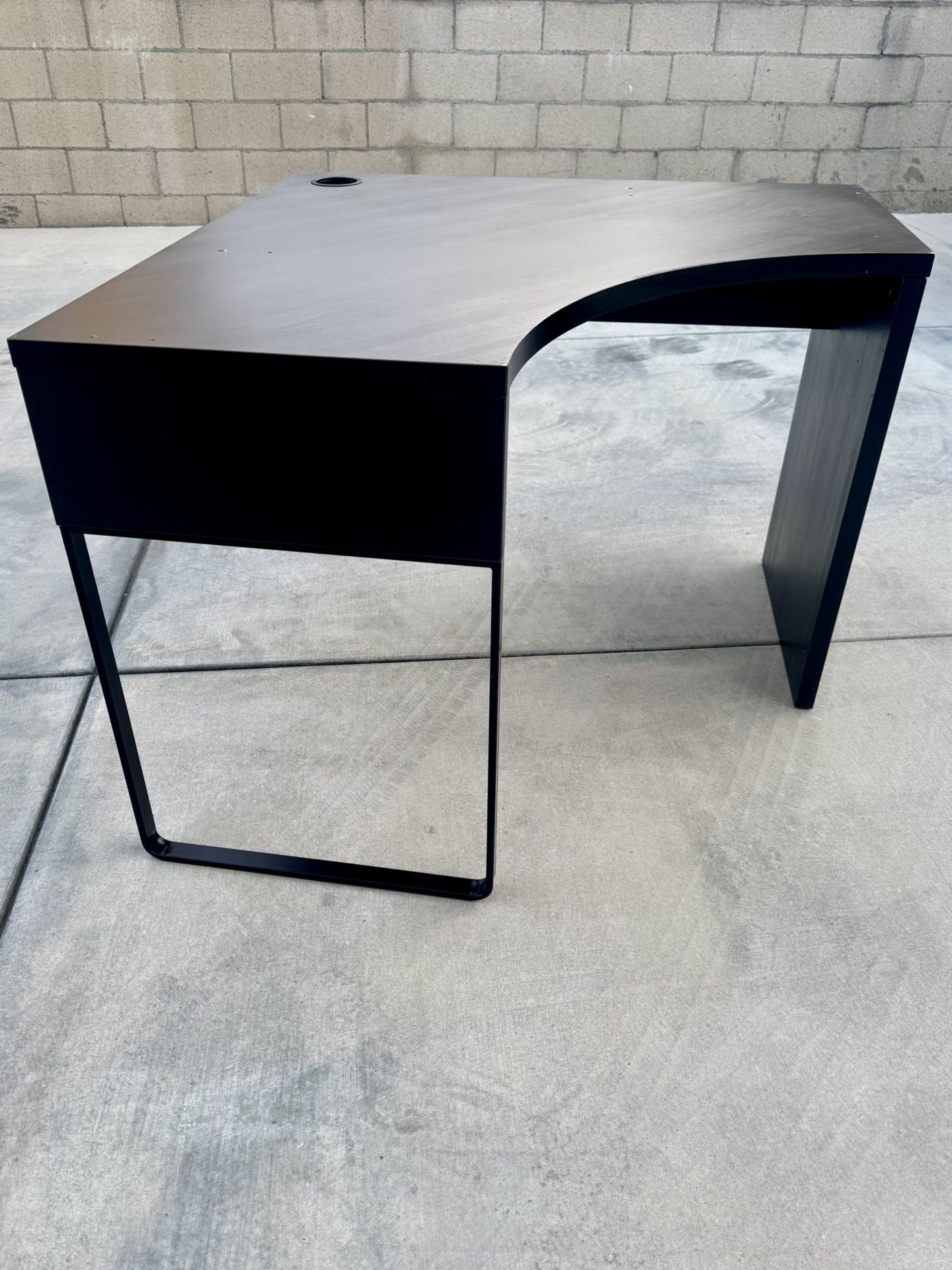 IKEA Micke Corner Desk – Espresso Brown