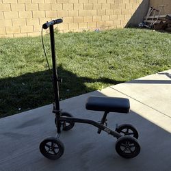 Knee scooter