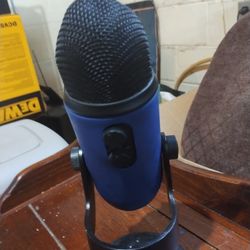 Microphone 