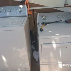 ** VERY GOOD**** MUST GO TODAY ** Whirlpool  *(ELECTRIC)* Washer & DRYER SET $100