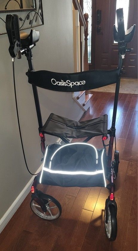 OasisSpace Rollator Upright Walker With Seat And Storage
