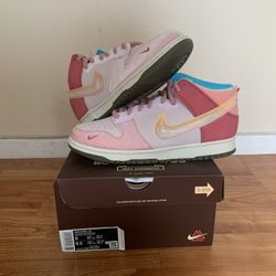 Nike Dunk Mid Social Status Strawberry Milk Size 8
