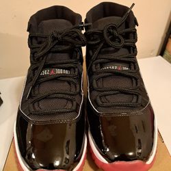Jordan Bred 11s Size 10.5