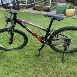 Giant ATX 3 Mountain Bike - Sz XXS